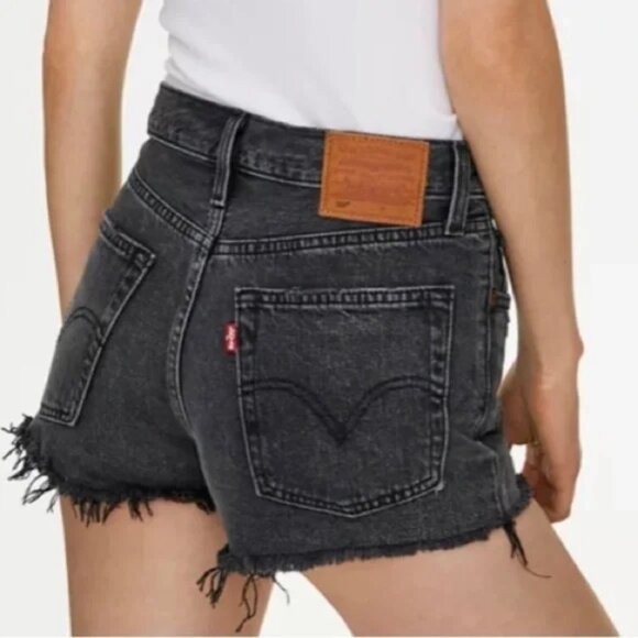 ☀️LEVI'S 501 Distressed Denim Short - Picture 2 of 8